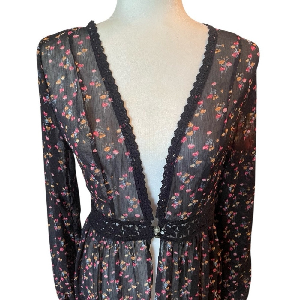 Xhilaration Black Floral Print Top Duster Sz S - Picture 2 of 6